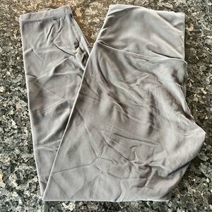 Lululemon buttery soft capri legging